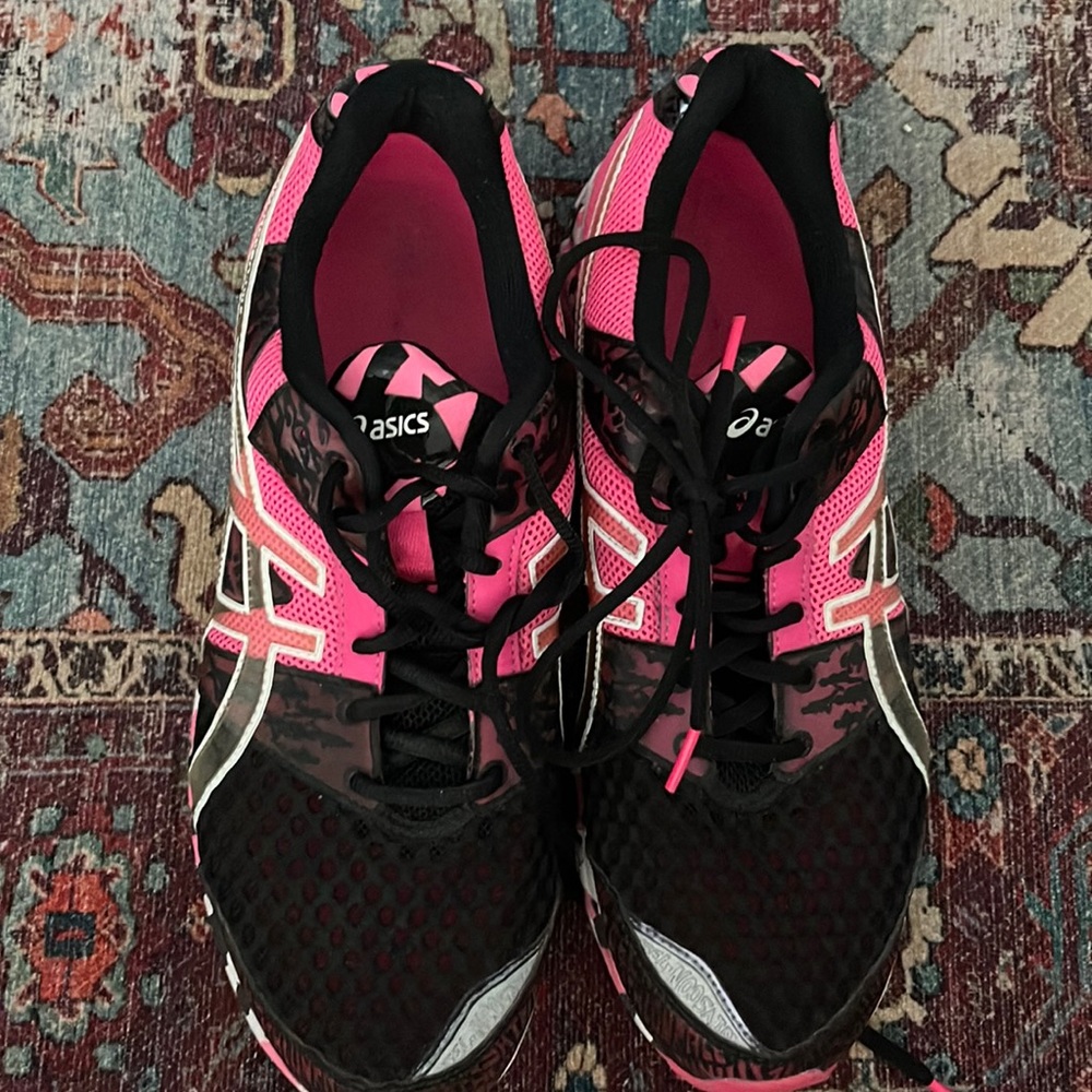 ASICS gel noosa running shoes